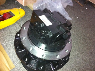 KYB MAG-85VP-1000/1200/1500/1800/2400型号的马达减速机总成