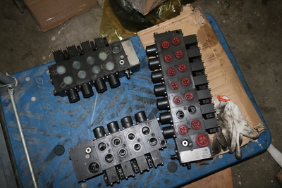 HPV41系列多路阀总成及配件-手动换向铝合金阀盖-阀芯-阀块-修理包