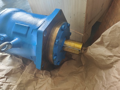 高耐力 适合恶劣工况使用的柱塞液压马达 排量150-500CC/R 转速30-600r/min